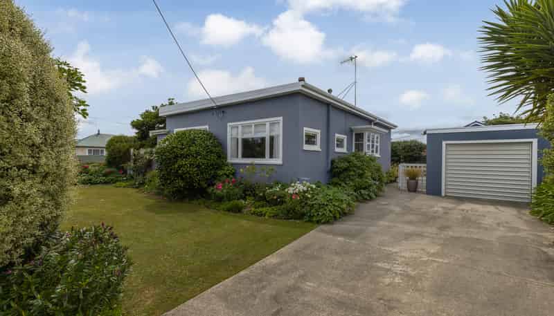 24 Queenwood Road, Levin