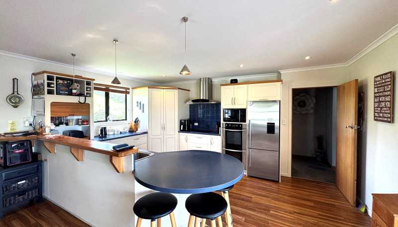 548 Mitchell Road, Glenham