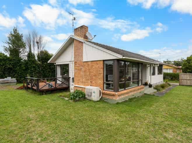 1 Snell Drive, Chartwell