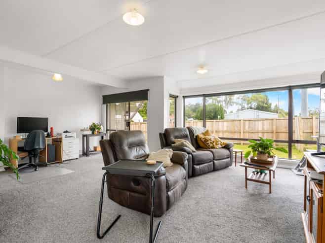 1 Snell Drive, Chartwell