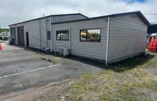 Tidy Workshop & Office on Corner Site