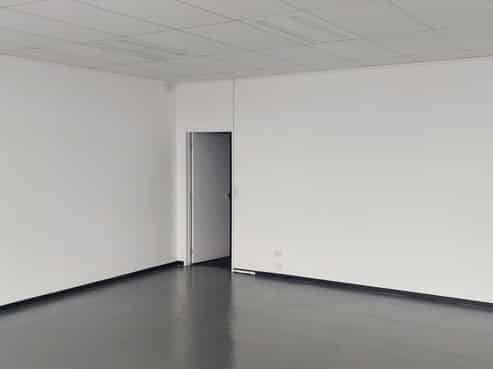 High-profile retail opportunity in busy precinct