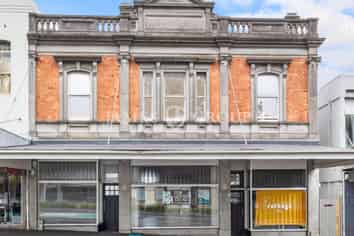 RETAIL OPPORTUNITY IN BUSY CITY FRINGE LOCATION