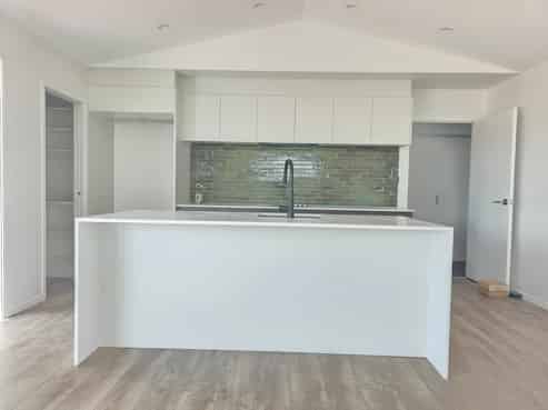 11 BOOKER DRIVE, Tuakau