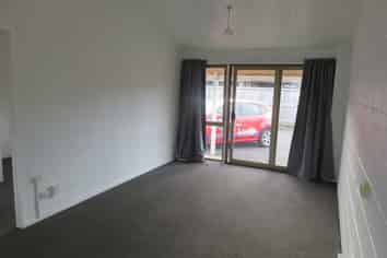 5/13 Albert Street , Hamilton East