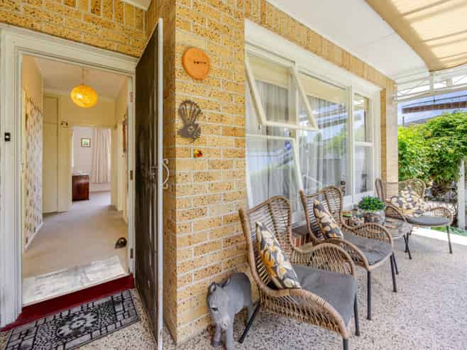 603 Queen Street East, Parkvale