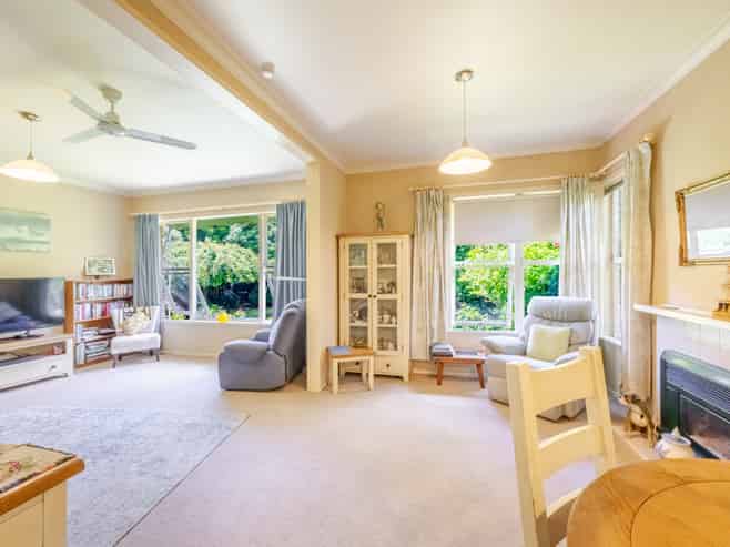 603 Queen Street East, Parkvale