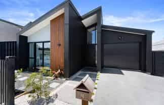 74 Huanui Drive, Orewa