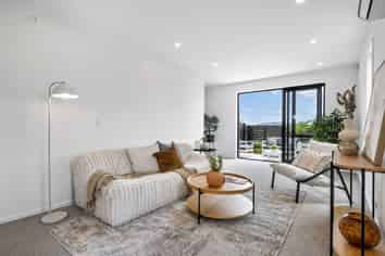 9 Karamu Street, Flat Bush