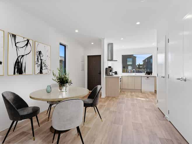 9 Karamu Street, Flat Bush