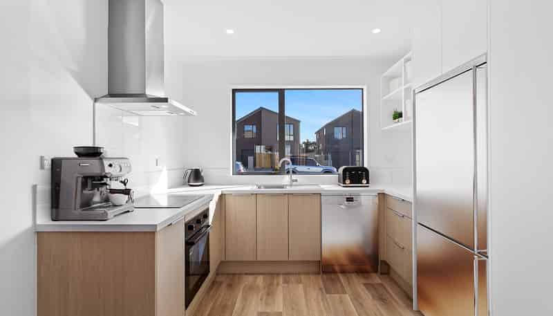 9 Karamu Street, Flat Bush