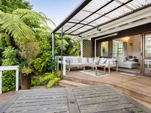 101 Ridgewood Drive, New Plymouth