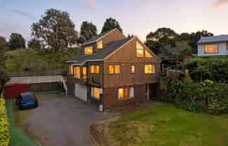 30 Aiken Road, Saint Johns Hill