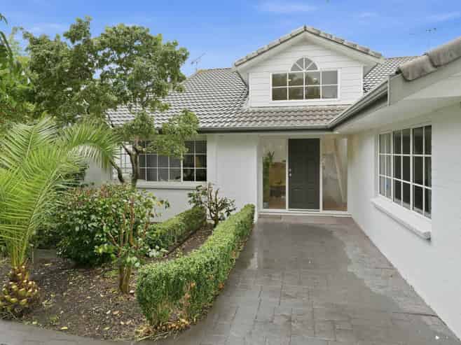 10 Highgate Place, Somerville