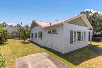 43 Dundas Street, Seatoun
