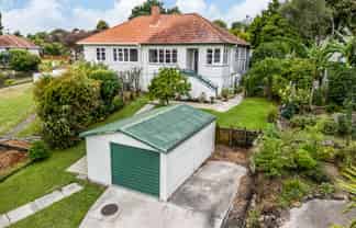 24 Plunket Terrace, Hamilton East