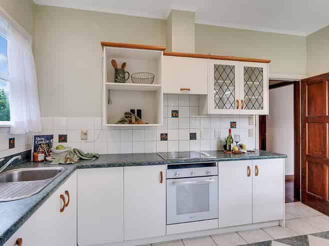 24 Plunket Terrace, Hamilton East