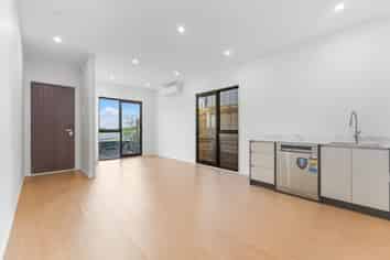 9 Piringa Road, Pukekohe