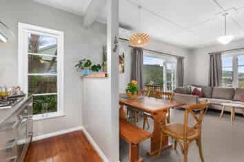 131 Cockayne Road, Khandallah