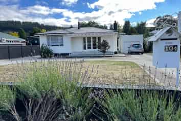 104 Sunderland Street, Clyde