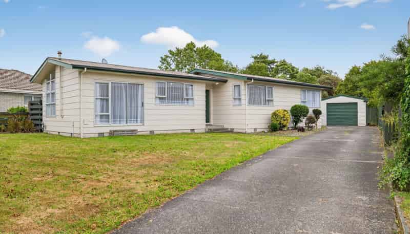 36 Abraham Crescent, Milson