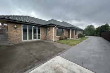 3  Mollymawk Place, Woolston