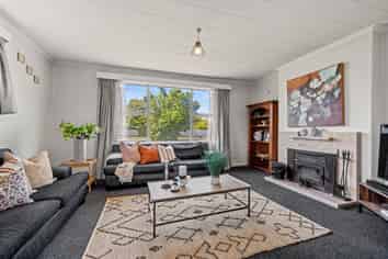 82 Daniels Road, Redwood