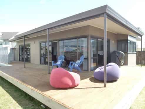 102 Winifred Avenue, Whangamata