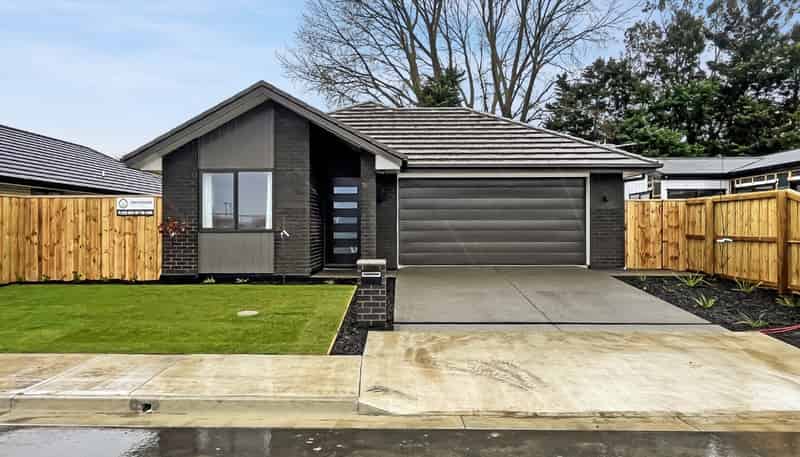 63 Henshaw Street, Woodend