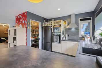 55 Pages Road, Allenton