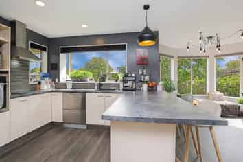 55 Pages Road, Allenton