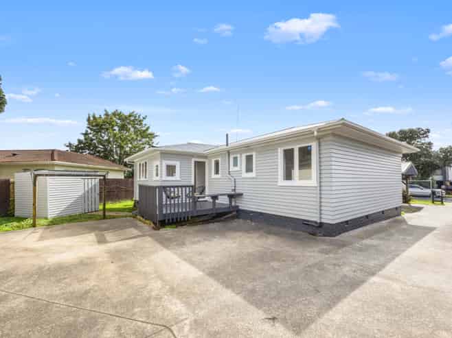 40 Reid Road, New Lynn