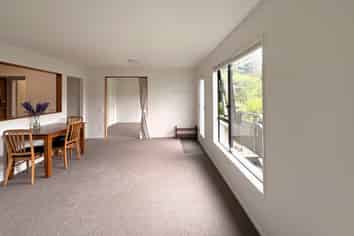 B/6 Gill Road, Lowry Bay