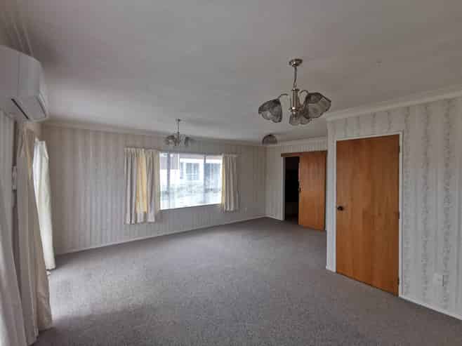 34b Taylor Road, Mangere Bridge