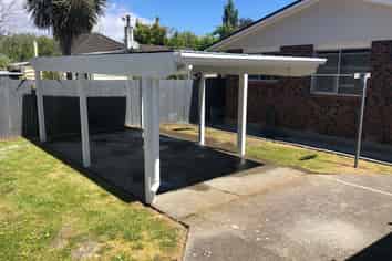 2/5 Charles Street, Belmont