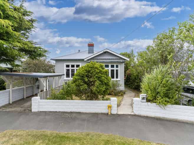 130 Cavell Street, Tainui