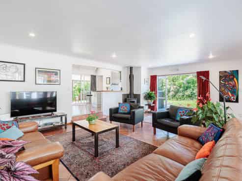 37 Cedar Road, Te Awanga