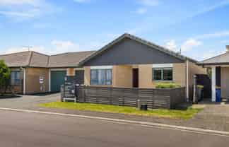 4 Wakaroa Avenue, TE ATATU PENINSULA