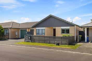 4 Wakaroa Avenue, TE ATATU PENINSULA