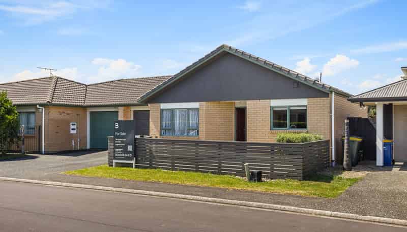 4 Wakaroa Avenue, TE ATATU PENINSULA