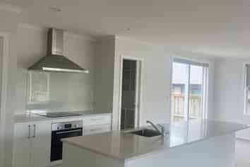 16 Kiritiana Close, Pyes Pa