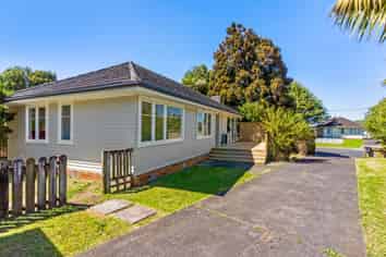  51 Smythe Road , Henderson