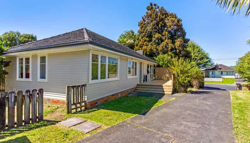  51 Smythe Road , Henderson