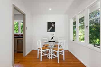  51 Smythe Road , Henderson