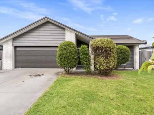 44 Awataha Crescent, Pyes Pa