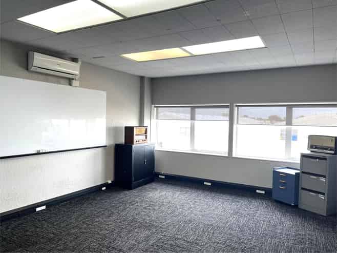 High-profile warehouse with secure yard