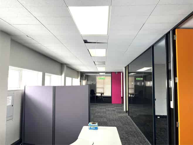 High-profile warehouse with secure yard