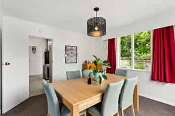 10 Woodhouse Avenue, Karori