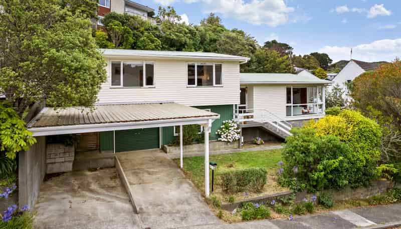 10 Woodhouse Avenue, Karori