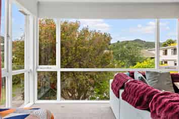 10 Woodhouse Avenue, Karori